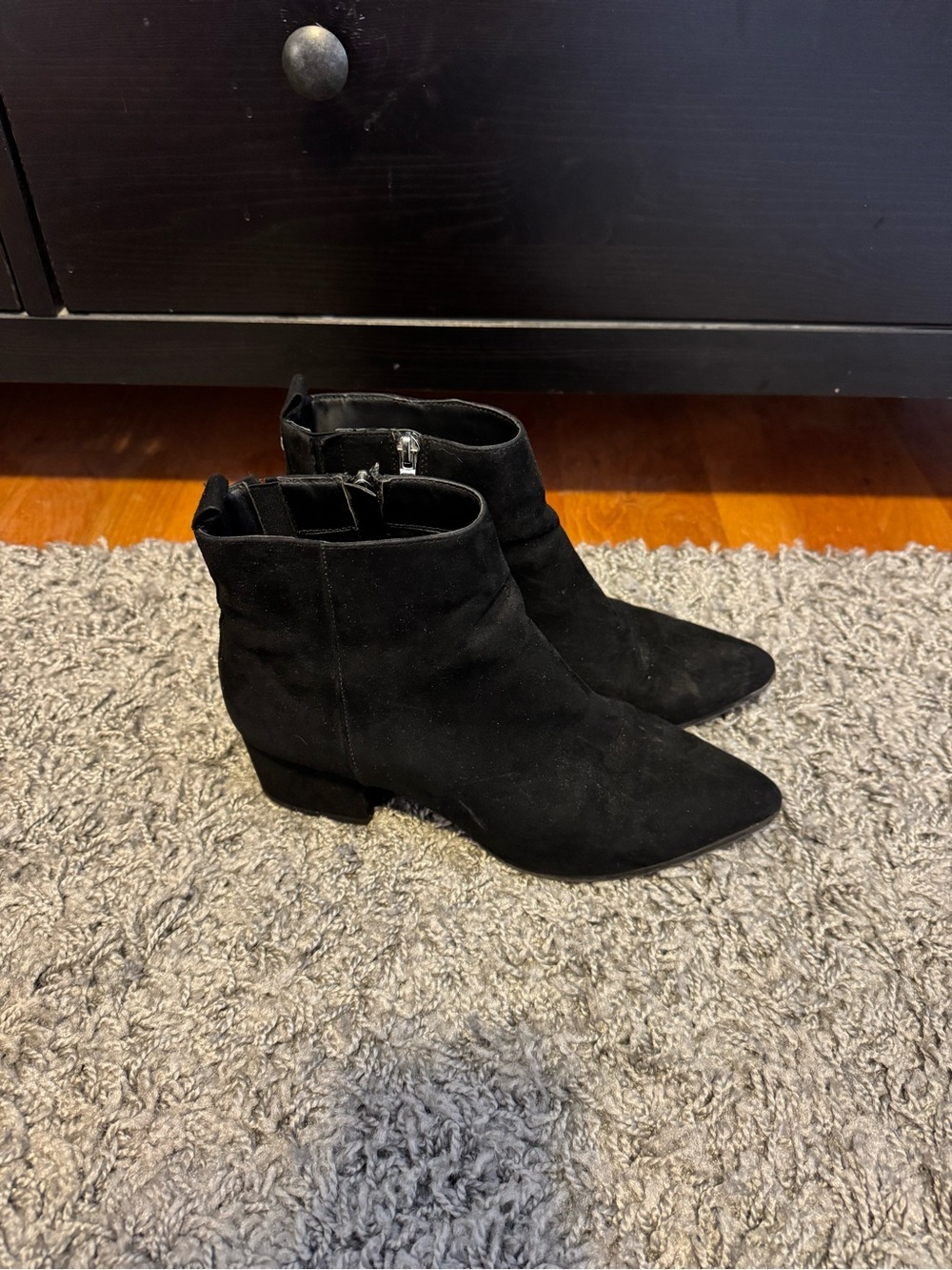 Boots - Picture 3 of 6